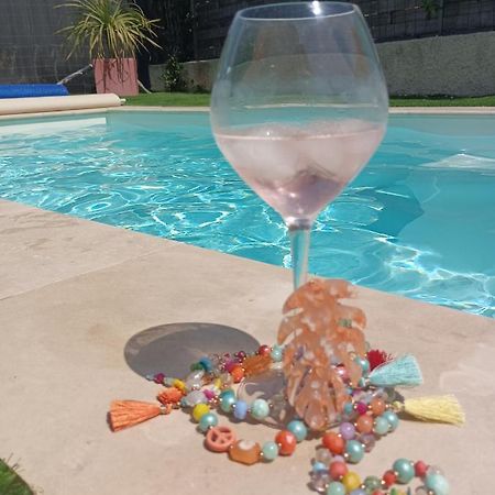 Mimilou Mont St Loup Piscine Privee Apartment แอกด์ ภายนอก รูปภาพ